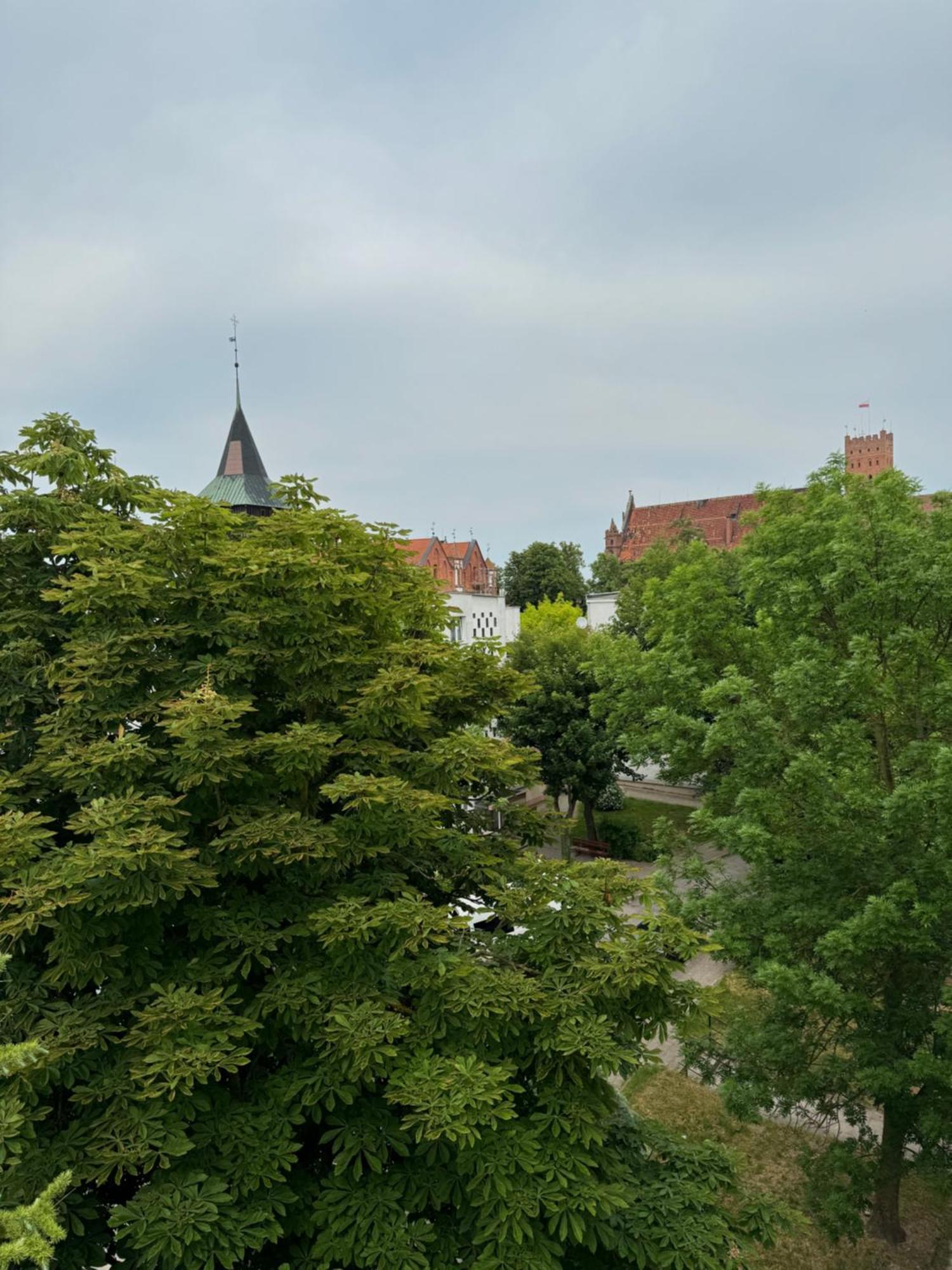 Mallborro - Z Widokiem Na Zamek Malbork Exteriér fotografie